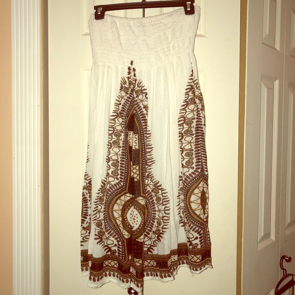 sleeveless dress